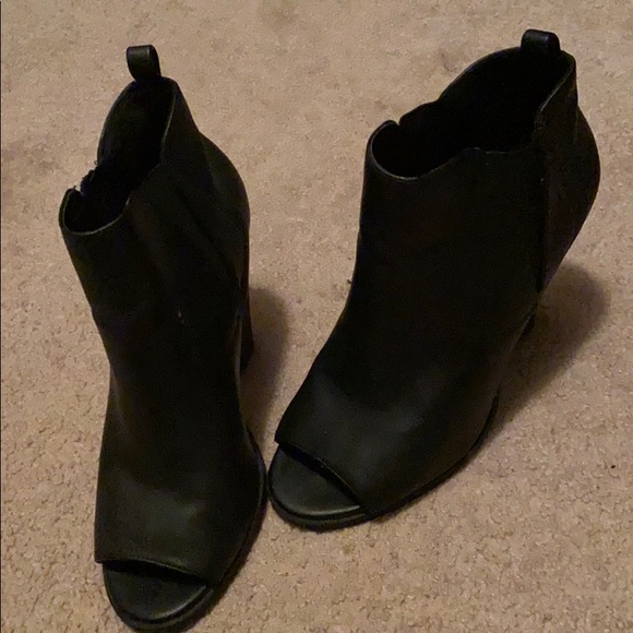 Booties - Picture 4 of 5